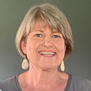 Meet your Posher, Janet